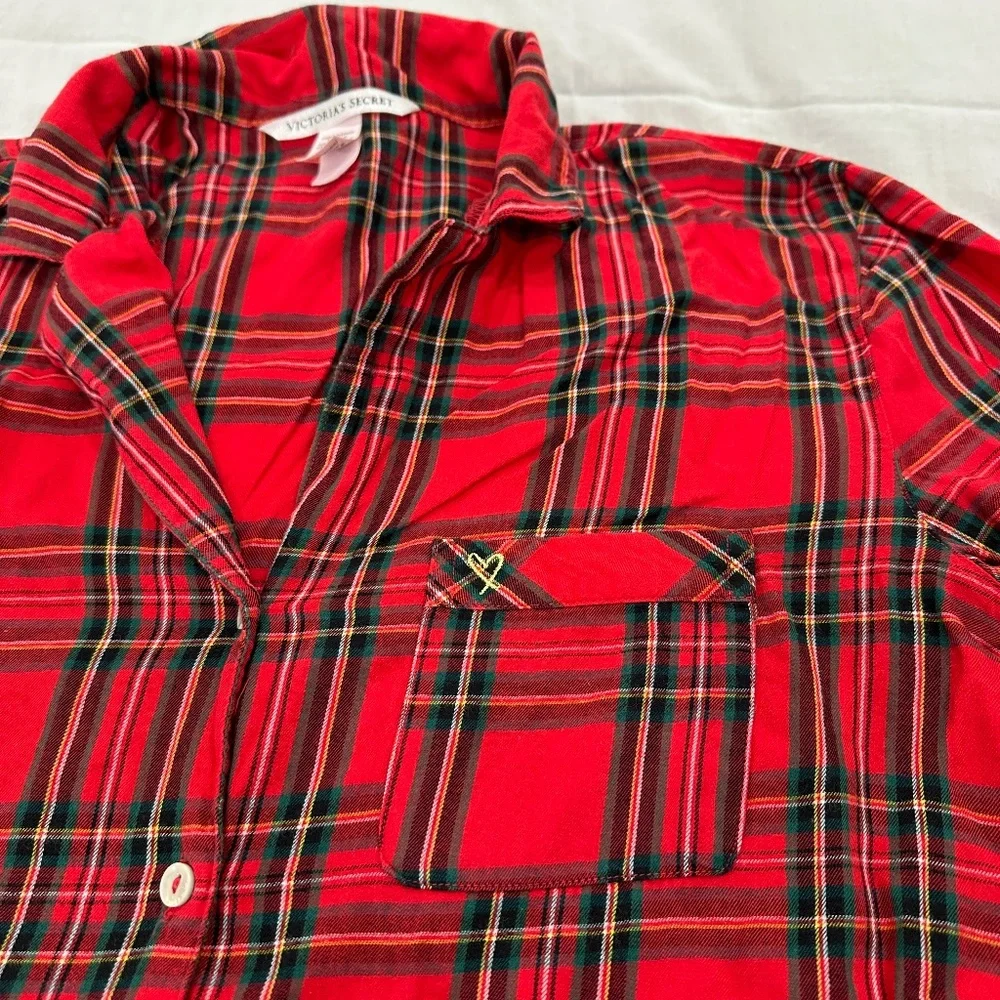 VICTORIA'S SECRET PLAID PAJAMA SET